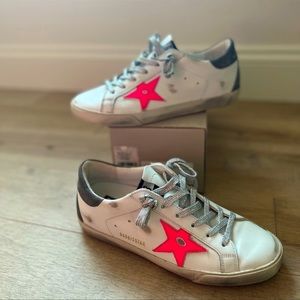 AUTHENTIC Golden Goose Women’s Sneakers!! 🩷
